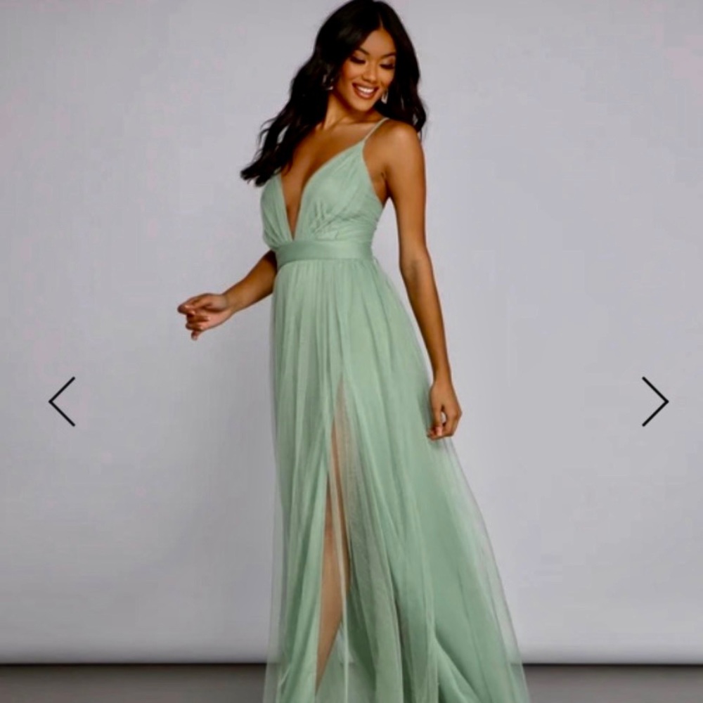 Windsor Pleated Tulle Bridesmaid or Party Dress 💐